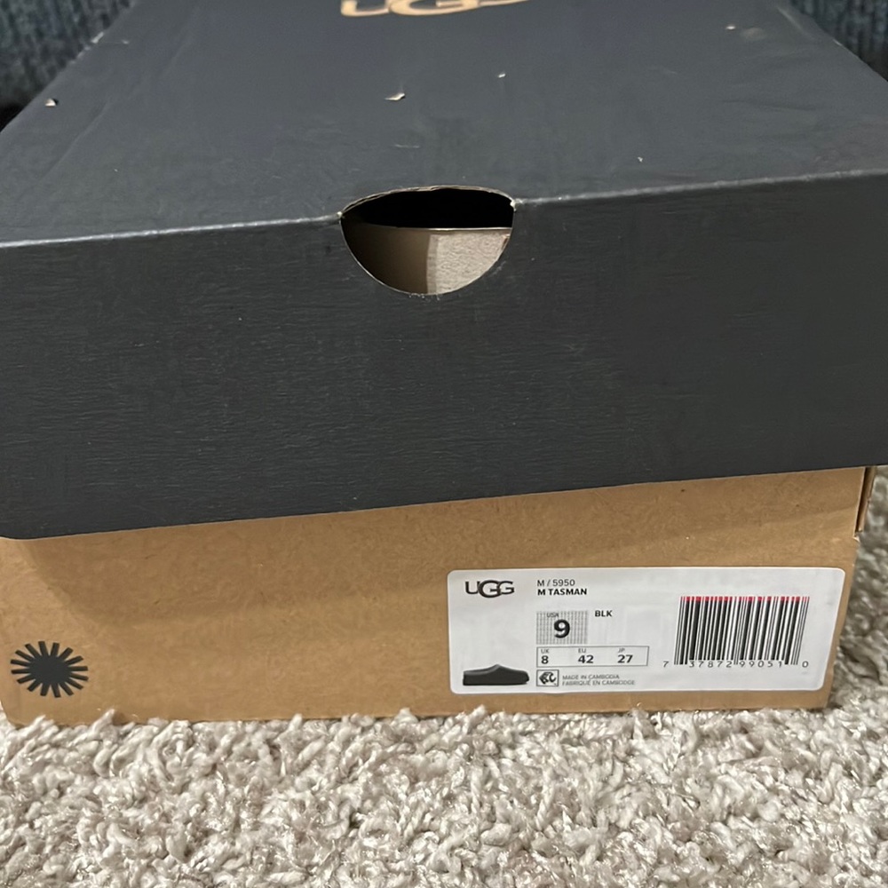 Brand New , Never Worn. Ugg Tasman Slippers
